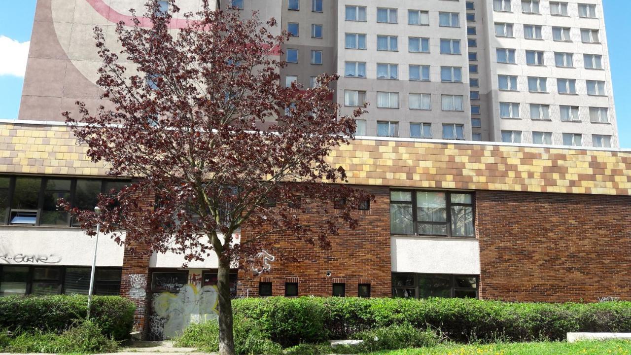 프라하 Tvm Tower Modrany 호스텔 외부 사진